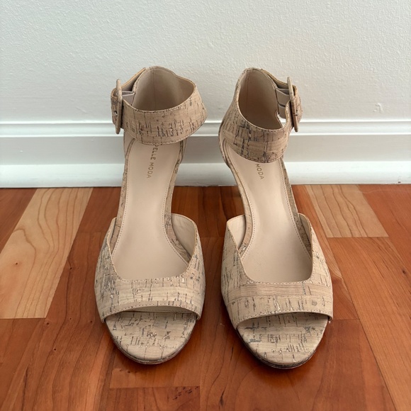 Pelle Moda Cork Ankle Strap Kitten Heel Size 10 - Picture 2 of 9